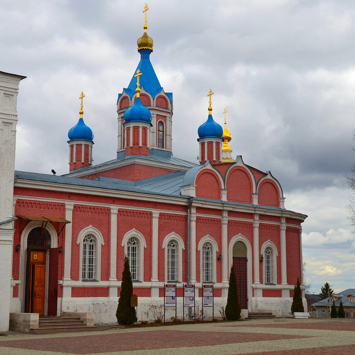 Коломна Церковь Тихвинской Богоматери