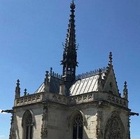 Esta es la capillita de Saint Hubert, mínima porque solo servía de oratorio a la familia real francesa.