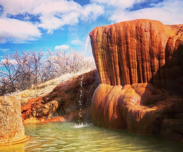 20 beautiful natural hot springs, and the cost to visit