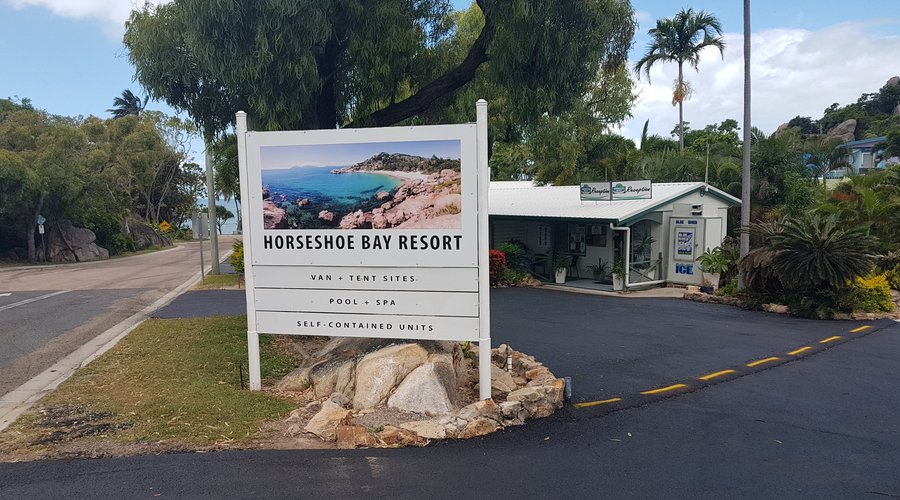 Horseshoe Bay Resort Reception