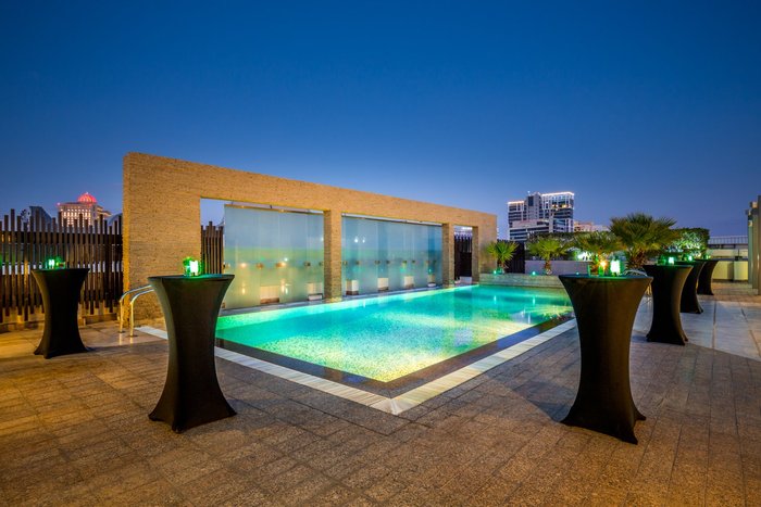 Novotel Suites Mall Avenue Dubai Pool: Pictures & Reviews - Tripadvisor