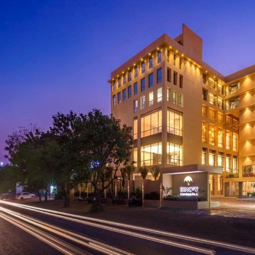 𝗧𝗛𝗘 𝟭𝟬 𝗕𝗘𝗦𝗧 Hotels in Ahmedabad of 2025 (with Prices)