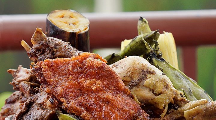 La máxima expresion culinaria del ande peruano, Pachamanca y de la misma tierra.. este plato es espectacular.. ponen a cocer todo bajo tierra.. de lujo!!