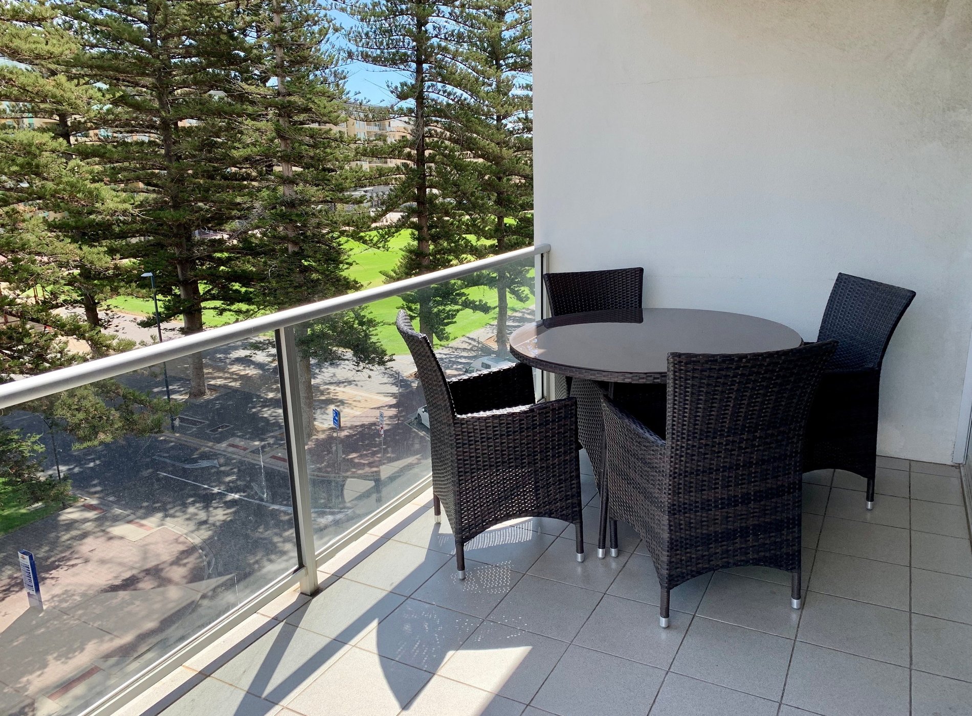 Ensenada Motor Inn & Suites by null
