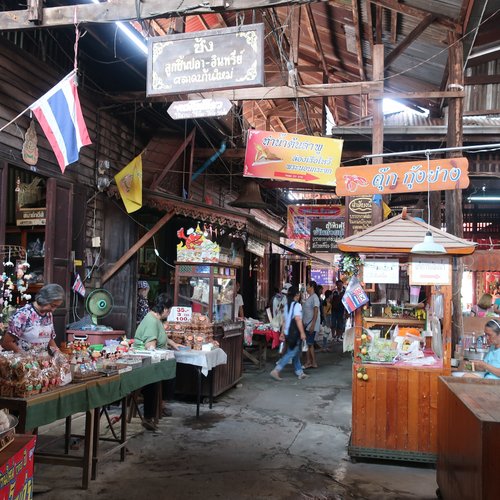 Ban Mai Market (北柳) - 旅游景点点评- Tripadvisor