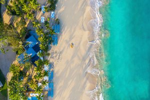 Piscine et plage