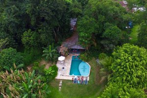 Piscina e praia