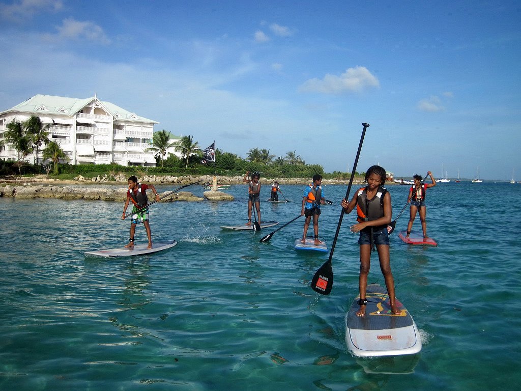 Тру о серф маврикий. Bintan Crystal Lagoon. Crystal Lagoons Indonesia.