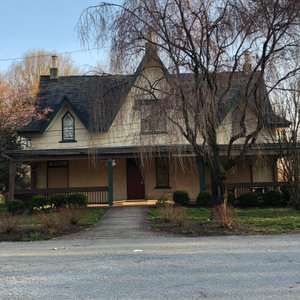 Chamounix Mansion Cottage