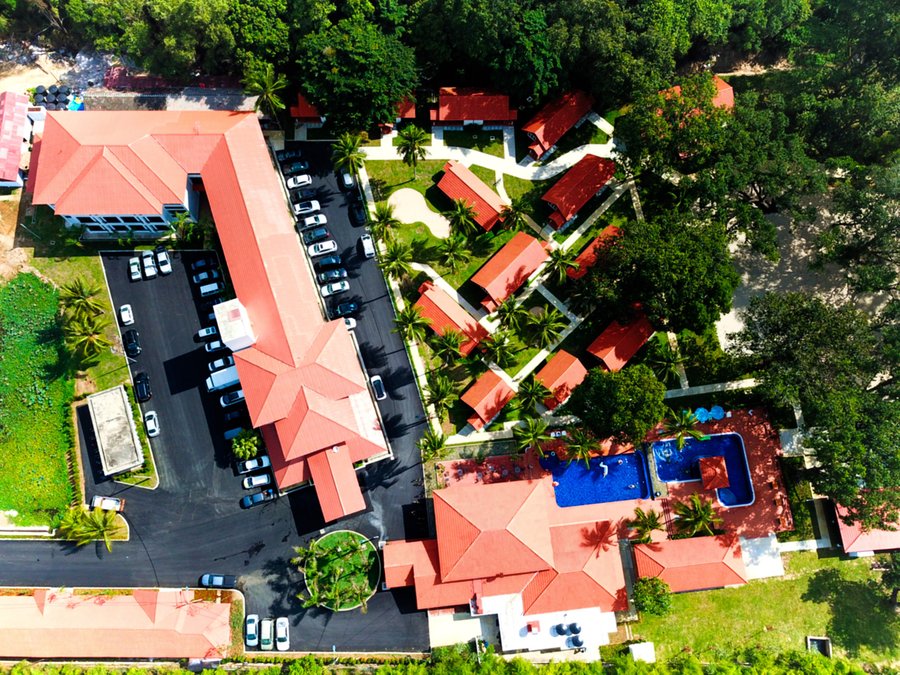 Adena Beach Resort Kuantan Malaysia Ulasan Perbandingan Harga Hotel Tripadvisor