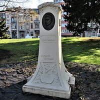 La stèle