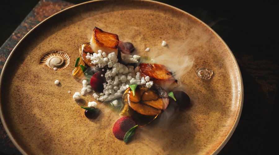 MACKEREL Scallop, Beetroot, Horseradish