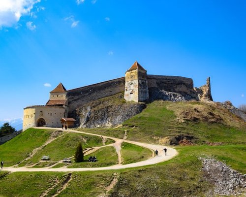 Top Castles and Fortresses in Transylvania - Brasov Trip Ideas