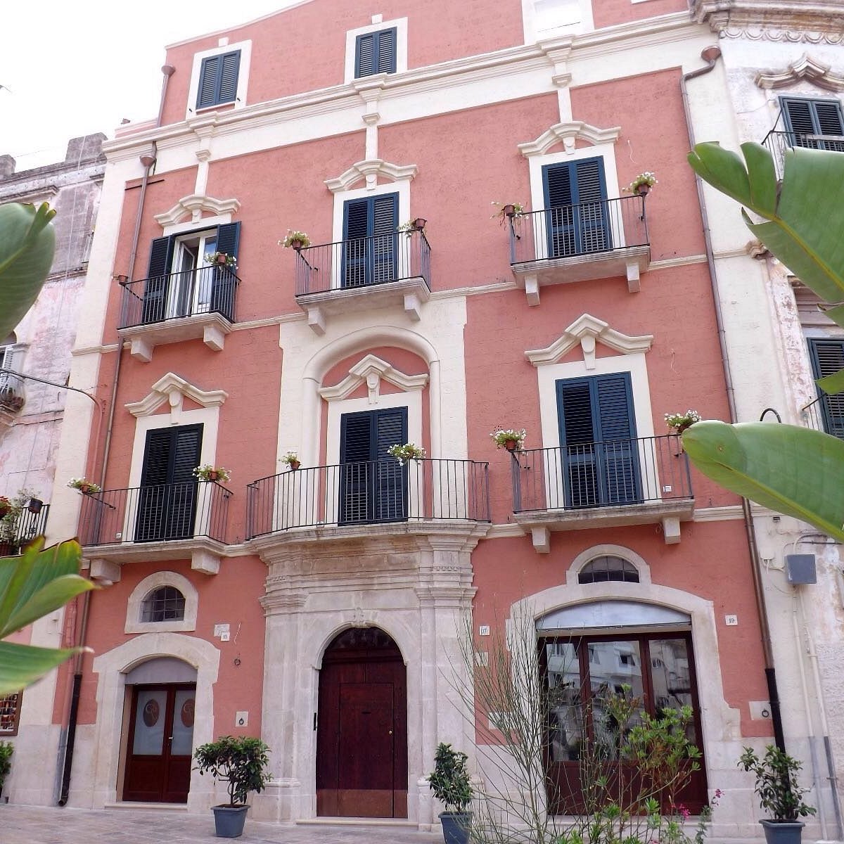 Palazzo Popolizio (Gravina in Puglia, Italy): Address, Phone Number ...
