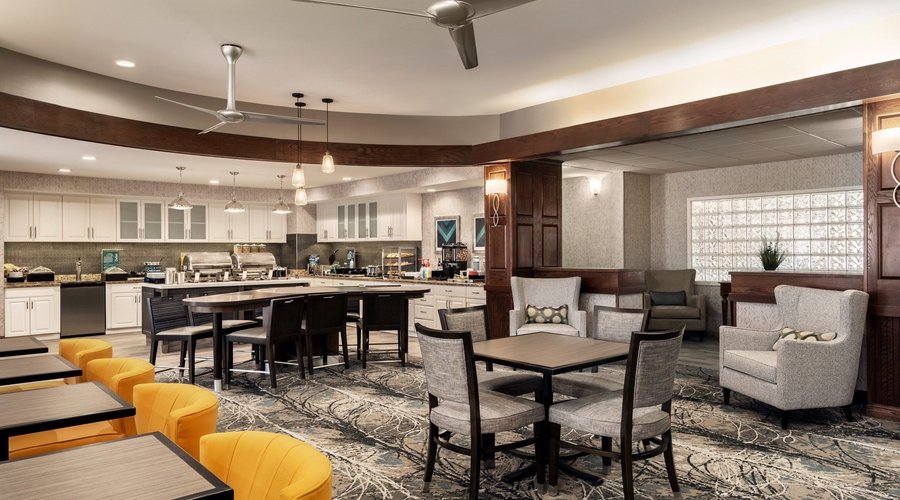 Breakfast Seating 