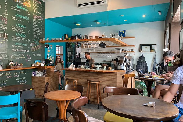 CAFE DU CENTRE, Curitiba - Comentários de Restaurantes, Fotos & Número de  Telefone