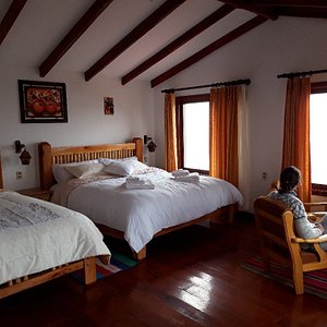 hotels near isla del sol yacht country club
