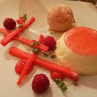Rhubarb & Ginger themed pud :-)