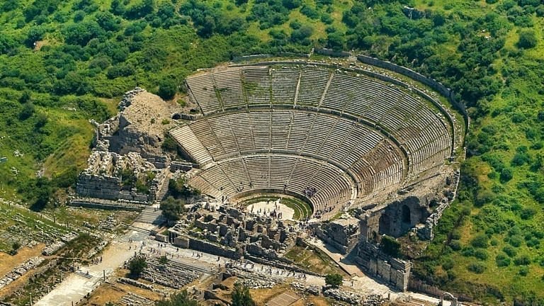 Efes Antik Kenti Tiyatrosu image