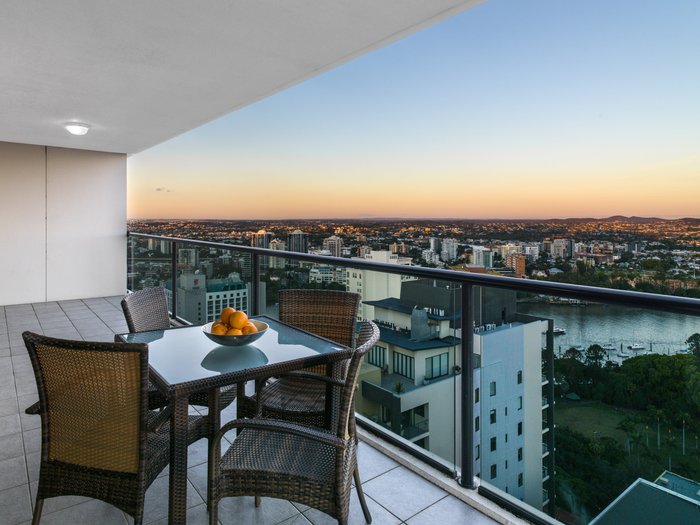 OAKS BRISBANE RIVER CITY SUITES - opiniones y comparación de precios ...