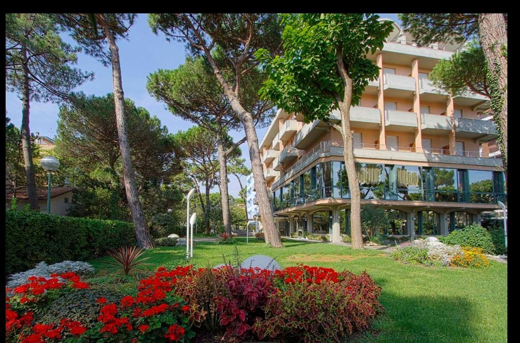 family hotel michelangelo milano marittima