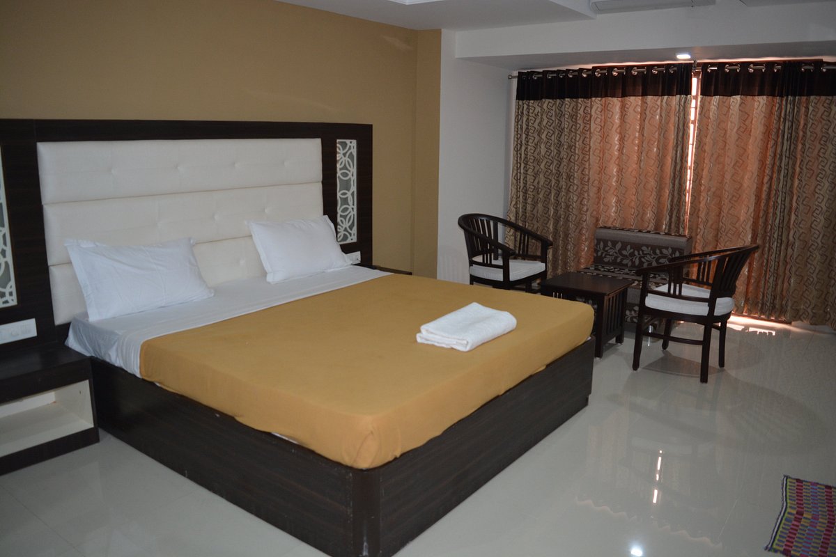 Sri Guru Inn By Omatra, hotel in Coimbatore