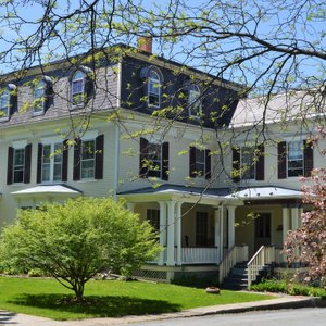 EMERSON GUEST HOUSE - Prices & B&B Reviews (Vergennes, VT)