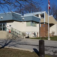 Streetsville Library at 112 Queen St S