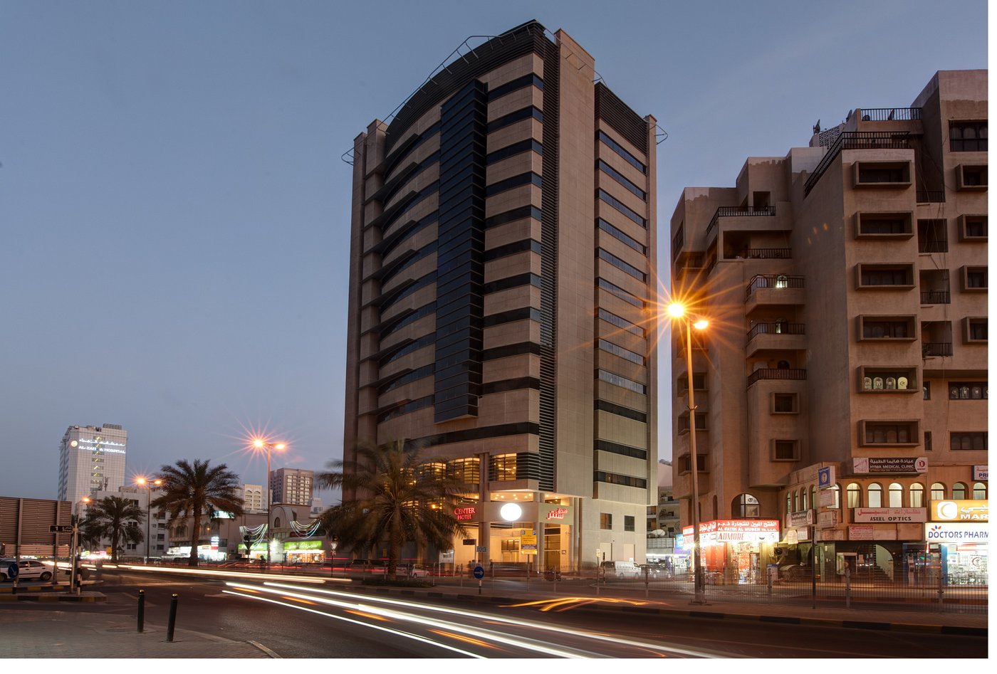 Center Hotel Sharjah Шарджа. Шарджа Сити центр.