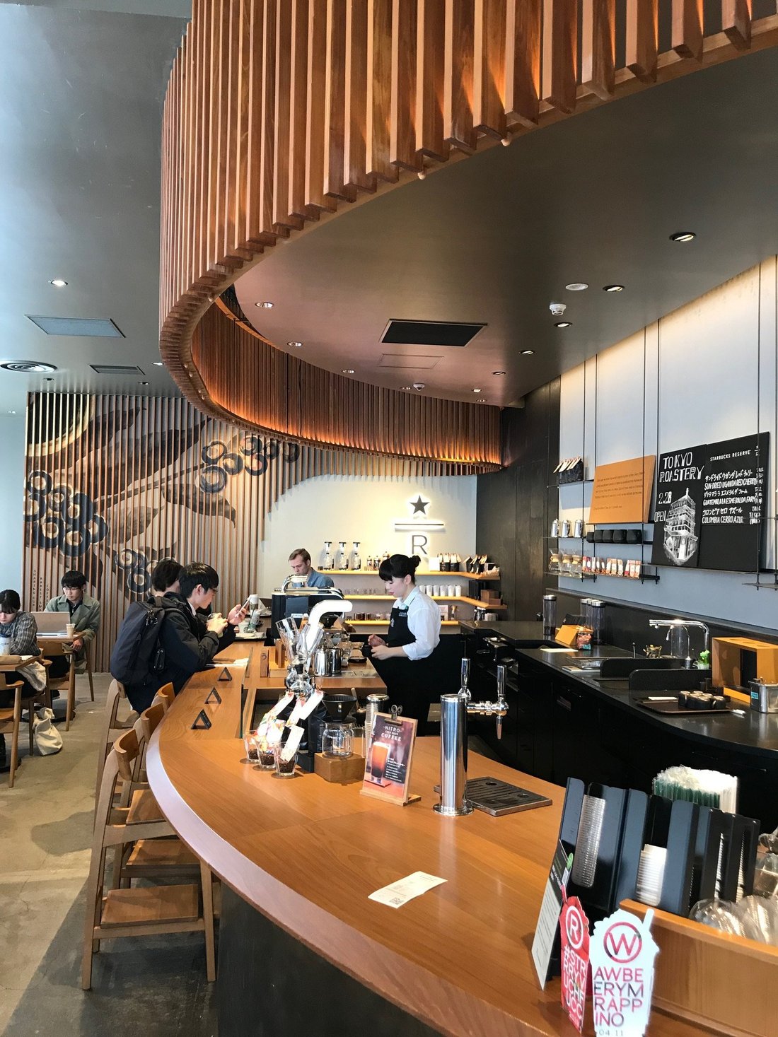 STARBUCKS COFFEE KYOTO KARASUMA-ROKKAKU SHOP - Centro città - Menu, Prezzo  & Ristorante Recensioni - Tripadvisor