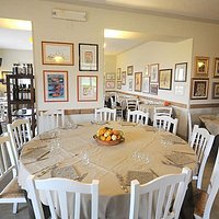 Tavolo rotondo per le cene familiari