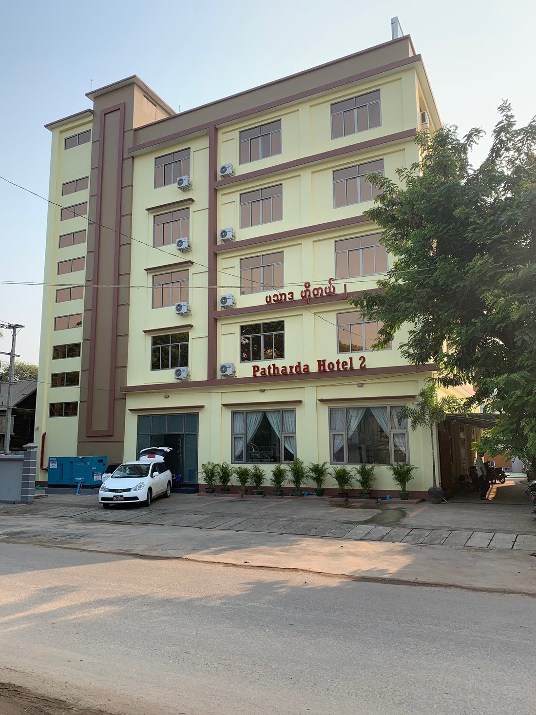 Patharda Hotel Rooms: Pictures & Reviews - Tripadvisor