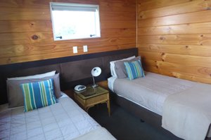 Room & Suite