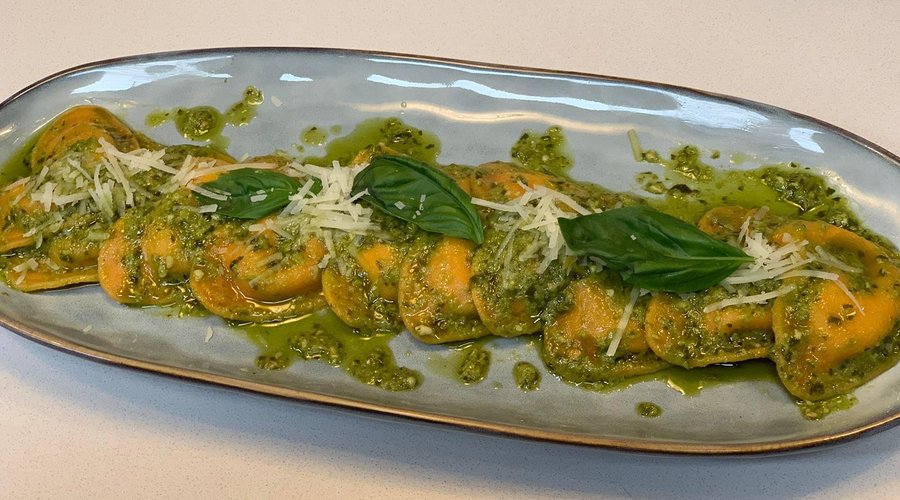 Cuore ripieni di formachio e pomodorini al Pesto Genovese