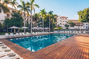 Iberostar Heritage Grand Mencey in Tenerife, image may contain: Resort, Hotel, Pool, Swimming Pool