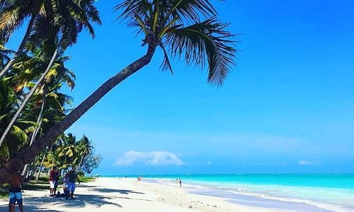 Caribe Brasileiro. Praia de Antunes com Almoço e passeio de Lancha.
