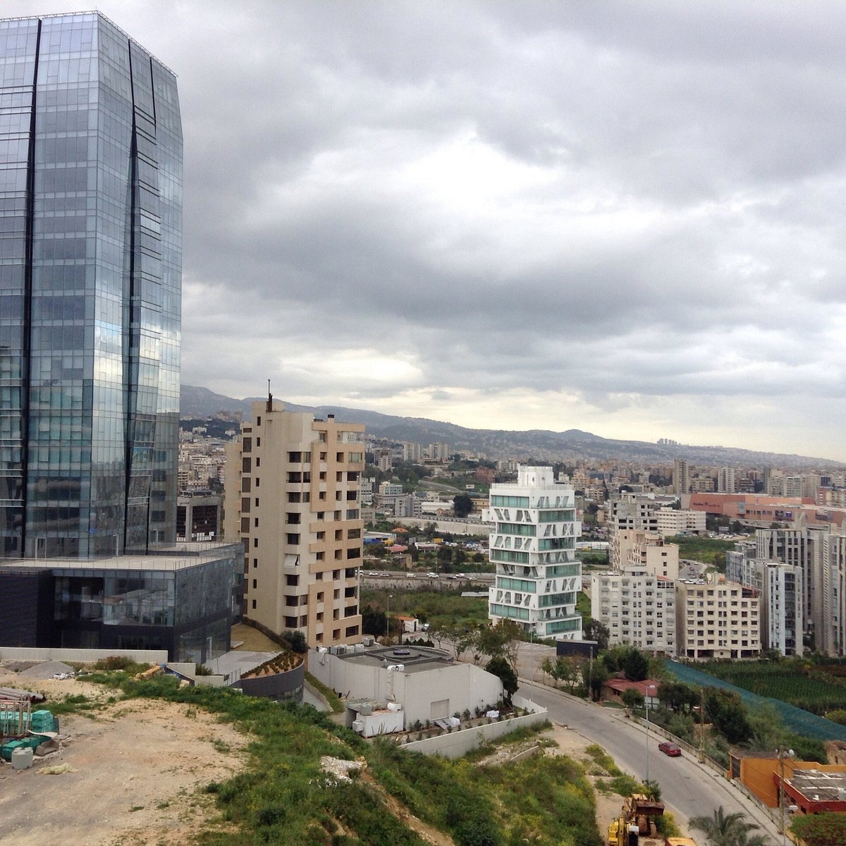 Ливан отзывы. Grand Lebanon. Бейрут отзывы. Zalqa.