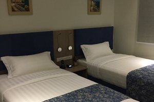 Room & Suite
