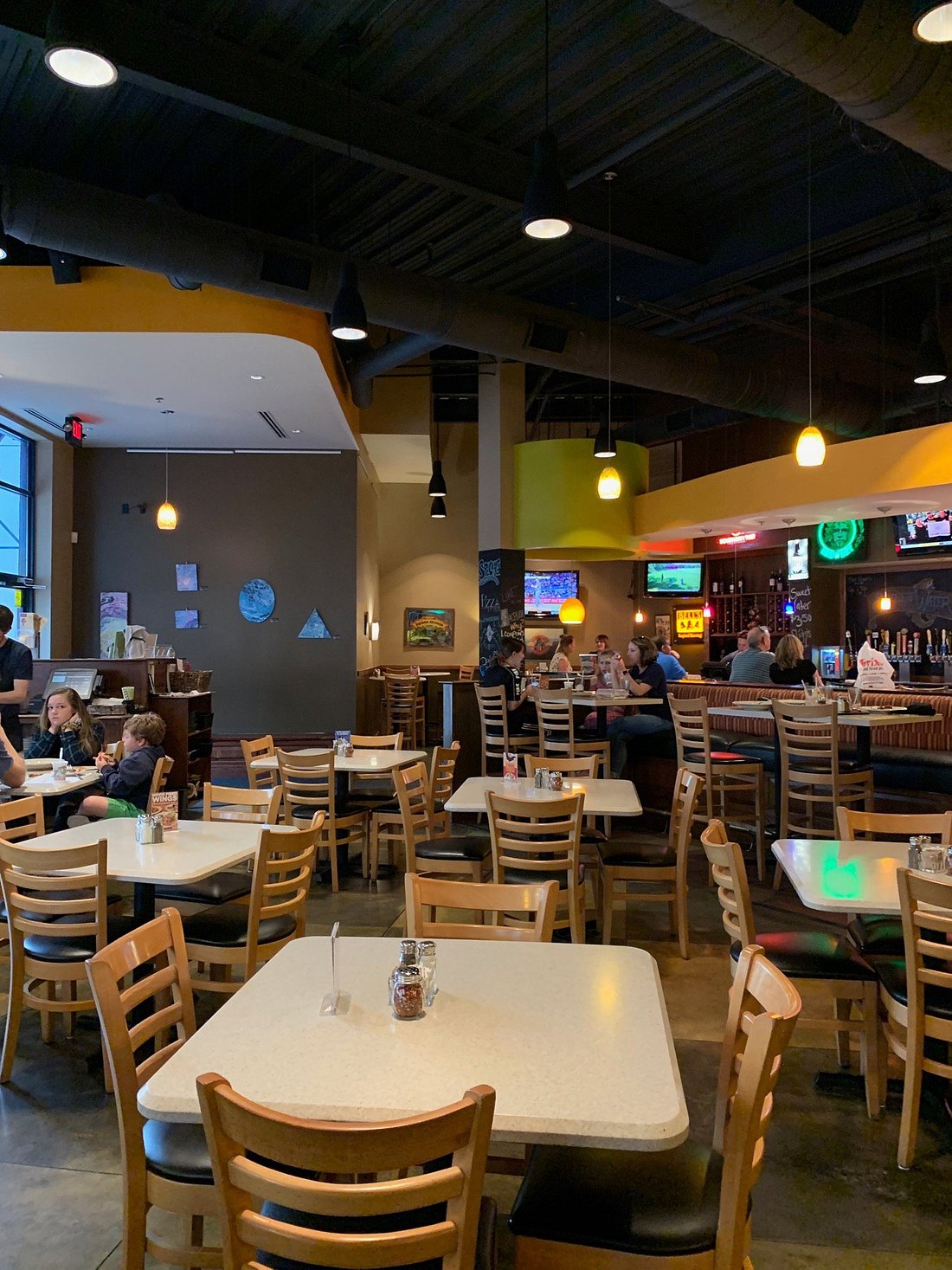 BRIXX WOOD FIRED PIZZA + CRAFT BAR, Asheville - Restaurant Reviews, Photos  & Phone Number - Tripadvisor