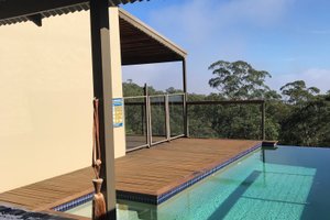 Pool & Beach
