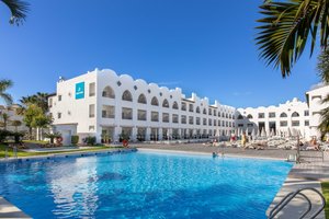 Piscina e praia