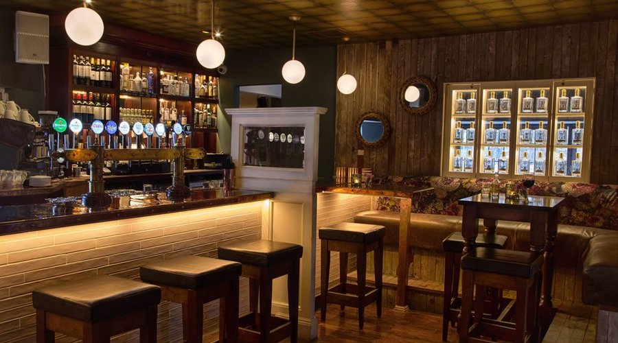 the cottage bar