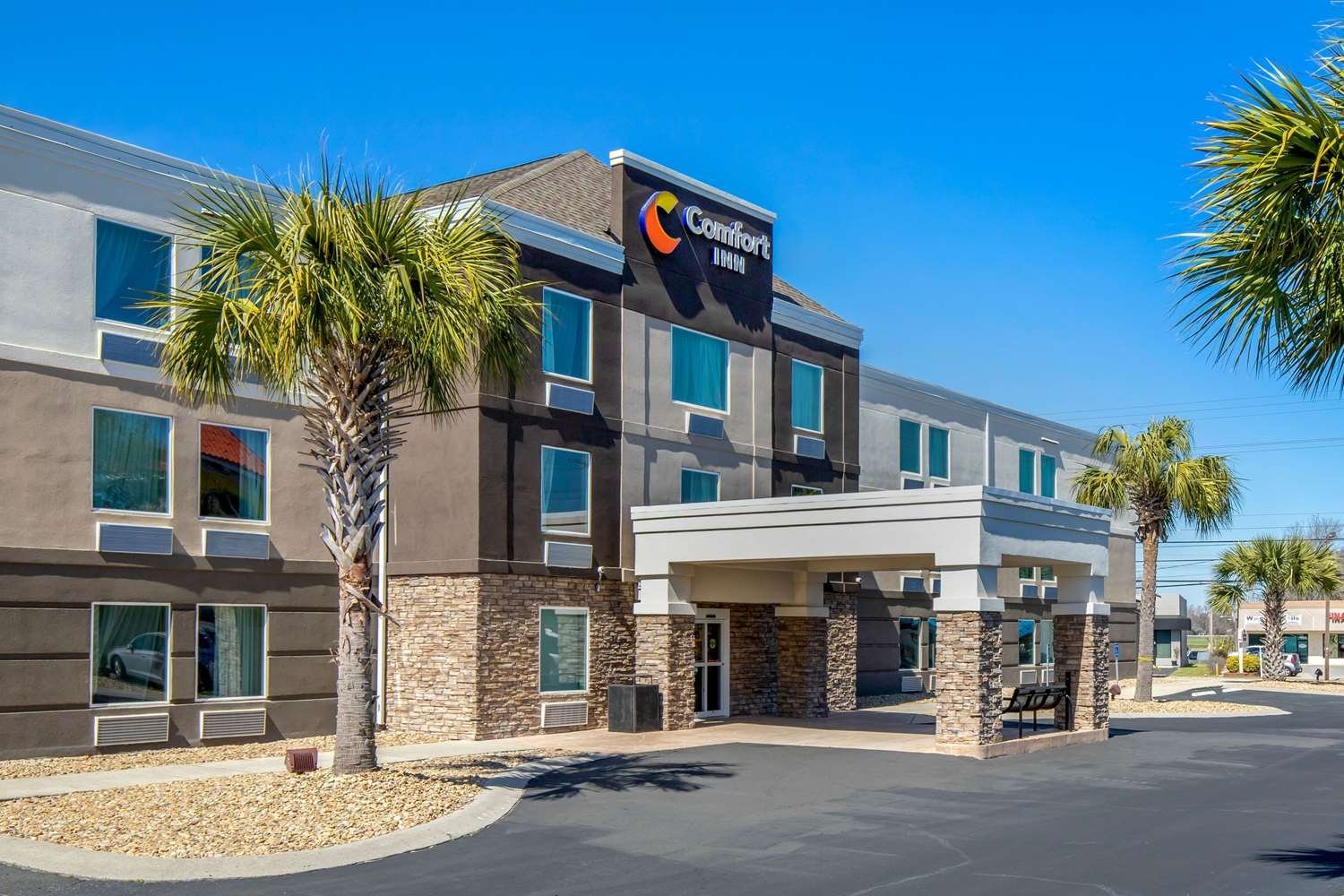 COMFORT INN $64 ($̶9̶5̶) - Prices & Motel Reviews - North Myrtle Beach ...