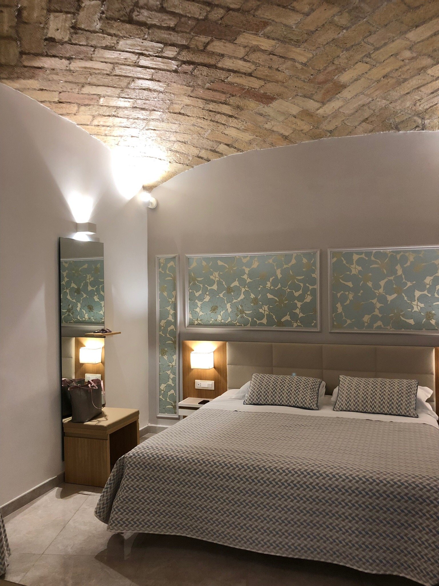 MAGICA LUNA BOUTIQUE HOTEL ROMA Prices Reviews Rome Italy