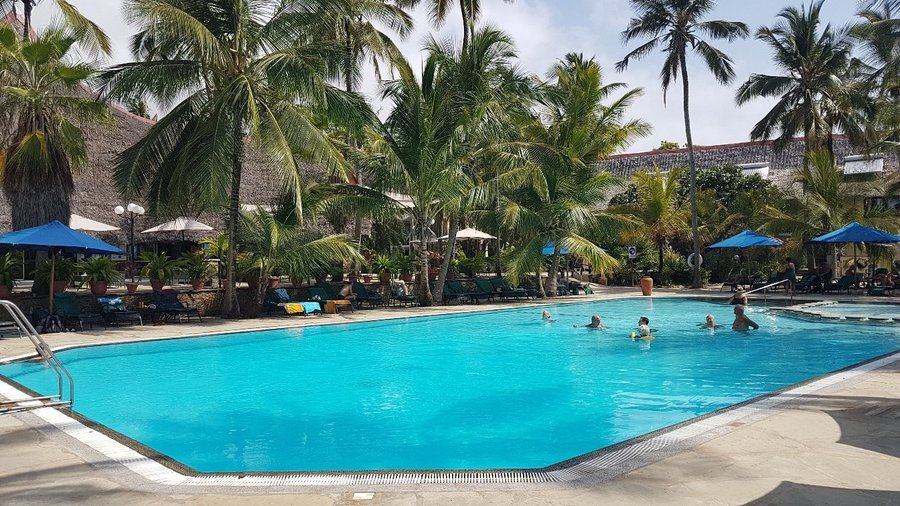 Bahari Beach Hotel Updated 2021 Prices Reviews And Photos Mombasa