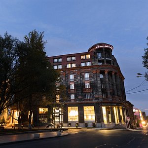 Tufenkian Historic Yerevan Hotel, hotel in Yerevan