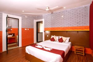 Room & Suite