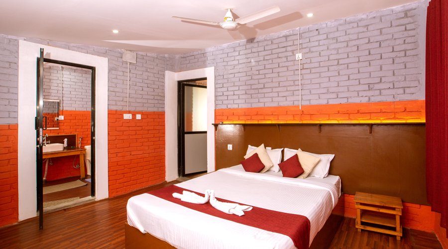 Our bedrooms are spacious and comfortable. You won't have to compromise on the comfort. 