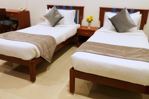 Room & Suite