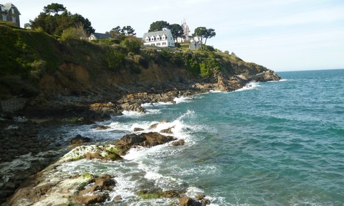 de belles vagues le long du parcours